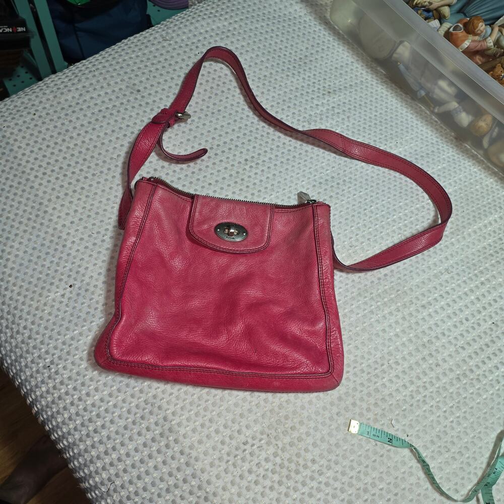 VINTAGE FOSSIL MARLOW PINK LEATHER CROSSBODY BAG